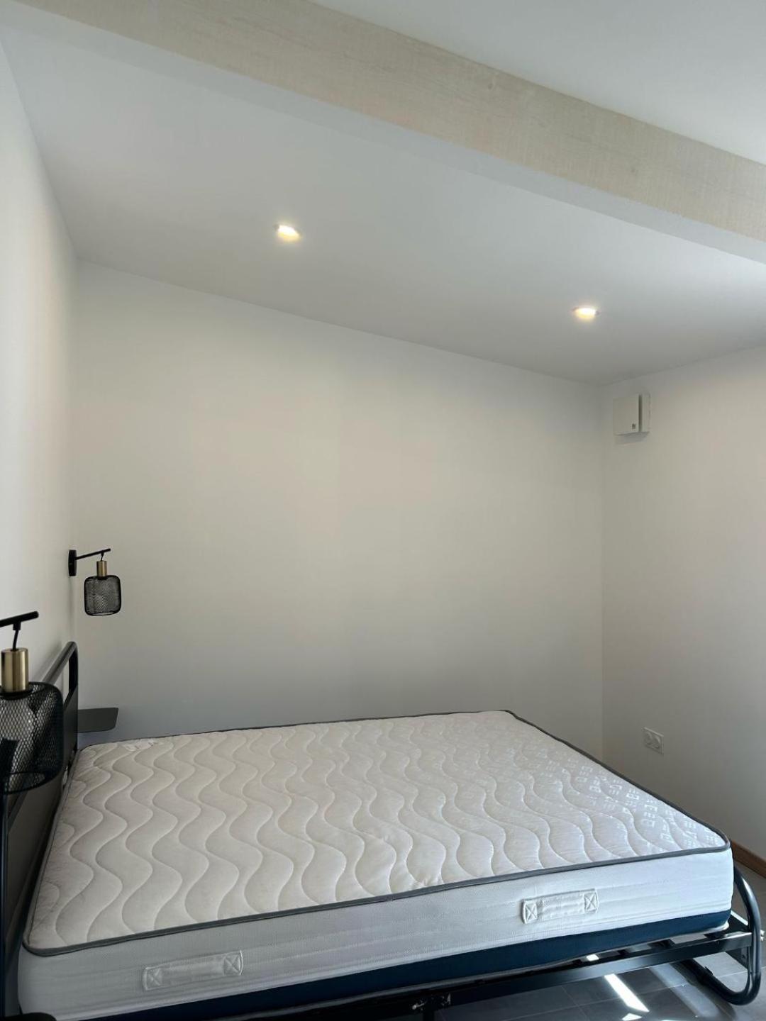 A Moins De 10 Minutes De La Cite Medievale De Appartamento *